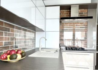 Продается 2-комнатная квартира, 71 м2, Калининград, Центральный район, Красносельская улица, 82к1