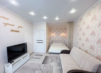 Однокомнатная квартира на продажу, 35.6 м2, Тюмень, улица Дмитрия Менделеева, 2, ЖК Кристалл