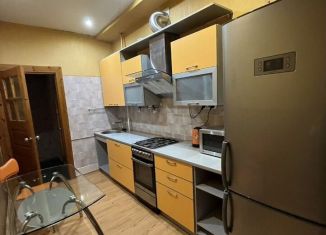 Аренда 2-комнатной квартиры, 50 м2, Мурманская область, проспект Ленина, 83