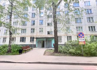 Продаю квартиру студию, 13.2 м2, Москва, улица 50 лет Октября, 23, ЗАО
