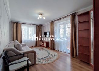 Продам 4-комнатную квартиру, 87.4 м2, деревня Новое Девяткино, улица Энергетиков, 2