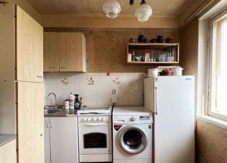 Продается 1-комнатная квартира, 45.7 м2, Санкт-Петербург, улица Шаврова, 23, метро Комендантский проспект