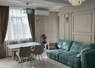 Сдается в аренду 3-ком. квартира, 70 м2, село Раздольное, Тепличная улица, 96А