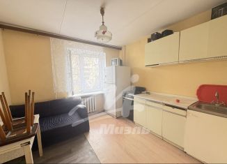 Сдаю в аренду двухкомнатную квартиру, 54 м2, Лобня, улица Ленина, 19к1