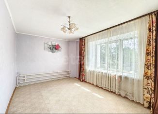 Продаю двухкомнатную квартиру, 40 м2, Тюменская область, Мысовая улица, 1
