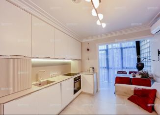 Продаю 3-комнатную квартиру, 60 м2, Краснодарский край, улица Роз, 36