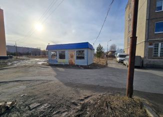 Продаю торговую площадь, 30 м2, Карелия, Строительная улица, 10А