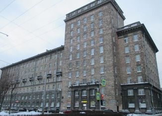 Продаю помещение свободного назначения, 33.2 м2, Санкт-Петербург, проспект Стачек, 74/1, Кировский район