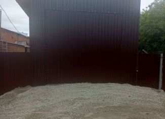 Сдаю в аренду гараж, 30 м2, Горно-Алтайск, улица Ленина, 224