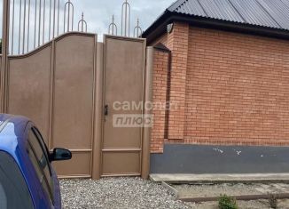 Сдам в аренду дом, 100 м2, Грозный, улица Исмаила Ибрагимовича Бисултанова, 76