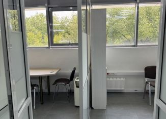 Офис в аренду, 12 м2, Челябинск, улица Труда, 176