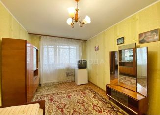 Сдается в аренду двухкомнатная квартира, 42.7 м2, Мыски, улица Вахрушева, 27