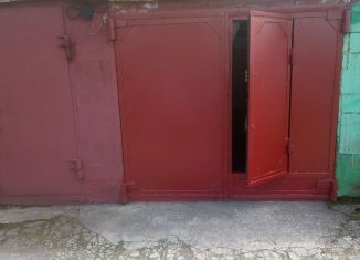 Гараж на продажу, Кириши, площадь Ленина