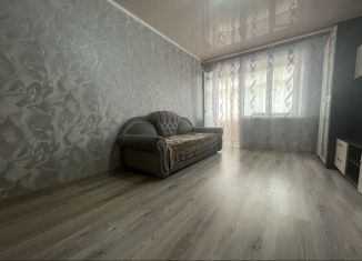 Двухкомнатная квартира в аренду, 45 м2, Усть-Лабинск, Октябрьская улица, 66Б