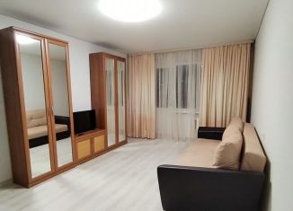 Сдам 2-комнатную квартиру, 52 м2, Майкоп, Пионерская улица