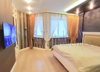 3-комнатная квартира в аренду, 80 м2, посёлок Парголово, улица Михаила Дудина, 25к2