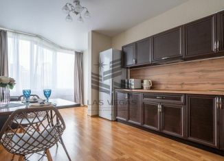 Сдаю трехкомнатную квартиру, 92 м2, Сочи, Мандариновая улица, 10