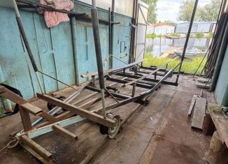 Продаю гараж, 30 м2, Сызрань, улица Река Воложка, 3А