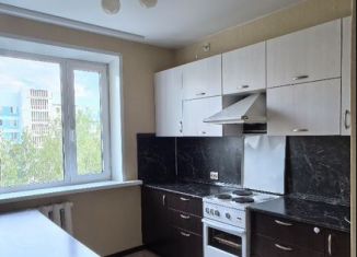 Сдаю двухкомнатную квартиру, 54 м2, Ульяновск, улица Карбышева, 25