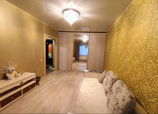Сдаю в аренду 1-комнатную квартиру, 35 м2, Курган, Солнечный бульвар, 25к1