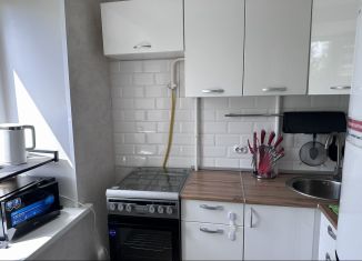 Аренда 2-ком. квартиры, 45 м2, Нижний Новгород, улица Маковского, 23