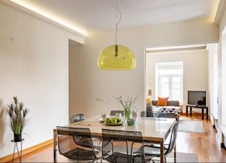 Сдается 3-комнатная квартира, 80.5 м2, Санкт-Петербург, Адмиралтейская набережная, 10, метро Адмиралтейская