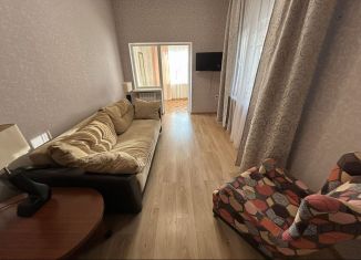 Сдача в аренду трехкомнатной квартиры, 80 м2, Сочи, Первомайская улица, 16В