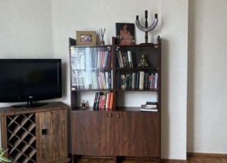 Аренда двухкомнатной квартиры, 50 м2, Краснодар, микрорайон Черемушки, улица Айвазовского, 98А