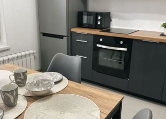 Сдаю в аренду 2-комнатную квартиру, 56 м2, Москва, Ленская улица, 8, СВАО