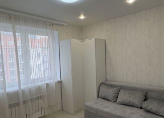 Сдаю в аренду 1-комнатную квартиру, 30 м2, Калининград, Коммунистическая улица, 26