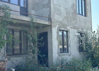 Продаю дом, 120 м2, Махачкала