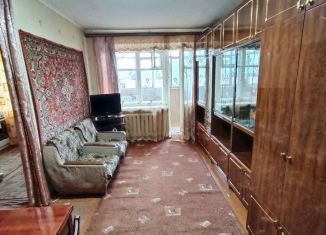 Сдается в аренду однокомнатная квартира, 30 м2, Северодвинск, улица Ломоносова, 74