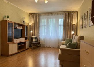 Аренда однокомнатной квартиры, 35 м2, Тверь, улица Хромова, 10к1