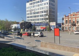 Сдача в аренду помещения свободного назначения, 26 м2, Удмуртия, Красноармейская улица, 127