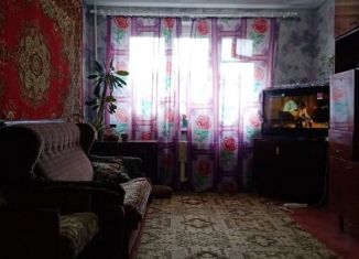 Аренда 2-ком. квартиры, 52 м2, Балашов, улица Орджоникидзе, 1