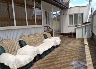 Продается дом, 130 м2, Нальчик, улица Гобедашвили, 1А