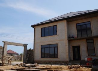 Продаю дом, 180 м2, посёлок городского типа Семендер, Пирамидальная улица, 20