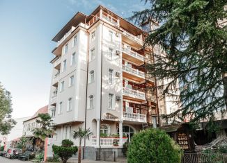 Продам дом, 1690.8 м2, Сочи, улица Карла Маркса, 12