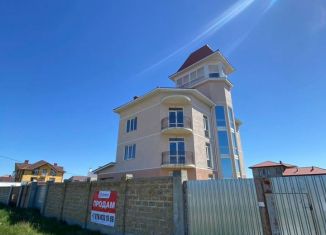 Продам дом, 420 м2, поселок городского типа Заозерное, улица Аллея Дружбы, 126