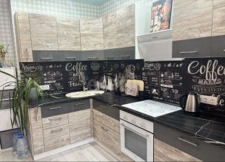 Сдается в аренду 2-ком. квартира, 63 м2, Тюмень, улица Мельникайте, 2к10, ЖК Горизонт