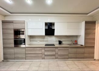 Сдаю 2-комнатную квартиру, 65 м2, Сочи, Курортный проспект, 108/16, микрорайон Приморье