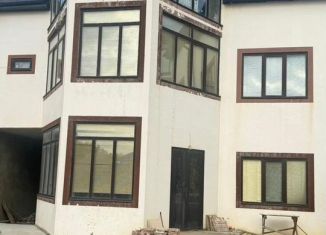 Дом на продажу, 326 м2, посёлок городского типа Семендер, улица Саният Мурадовой, 8