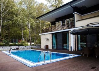 Продается дом, 750 м2, посёлок Вёшки