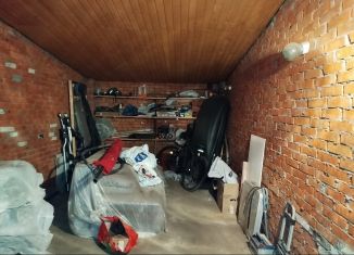 Продаю гараж, 18 м2, Люберцы, Колхозная улица, 19