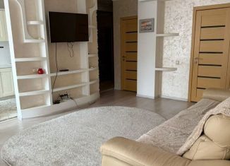 Сдаю 3-комнатную квартиру, 100 м2, Аксай, улица Мира