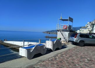 Сдам в аренду дом, 45 м2, поселок городского типа Отрадное, улица Мориса Тореза, 2Г