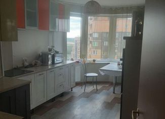 Сдам в аренду 3-комнатную квартиру, 75 м2, посёлок Парголово, Заречная улица, 45к2