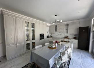 Продажа дома, 280 м2, посёлок городского типа Ленинкент, улица Шейха Ас-Сугури, 18