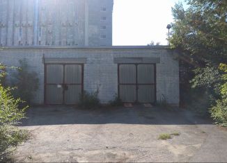Продается гараж, 30 м2, Курган, жилой район Заозёрный, 2-й микрорайон, 19