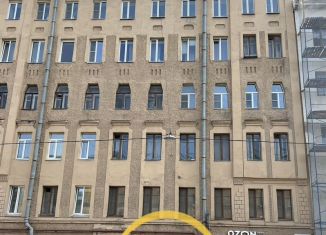 Продам помещение свободного назначения, 31 м2, Санкт-Петербург, Нейшлотский переулок, 7, муниципальный округ Сампсониевское